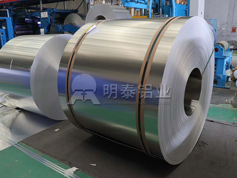 制冷设备冷风机壳体用3004铝卷：优势与应用